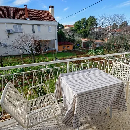 Appartement The Consists Of Two Bedrooms, A Bathroom, A Kitchen And A Living Zadar