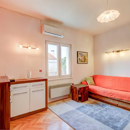 The Consists Of Two Bedrooms, A Bathroom, A Kitchen And A Living Zadar