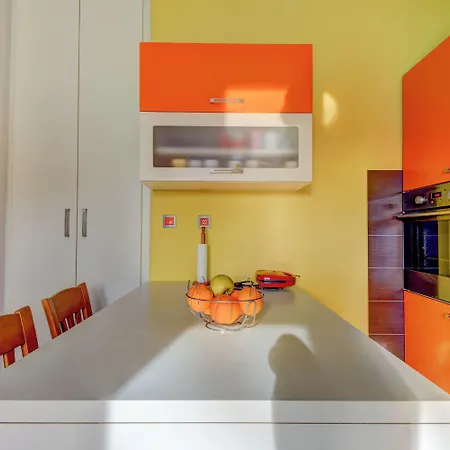 דירה The Consists Of Two Bedrooms, A Bathroom, A Kitchen And A Living זאדאר